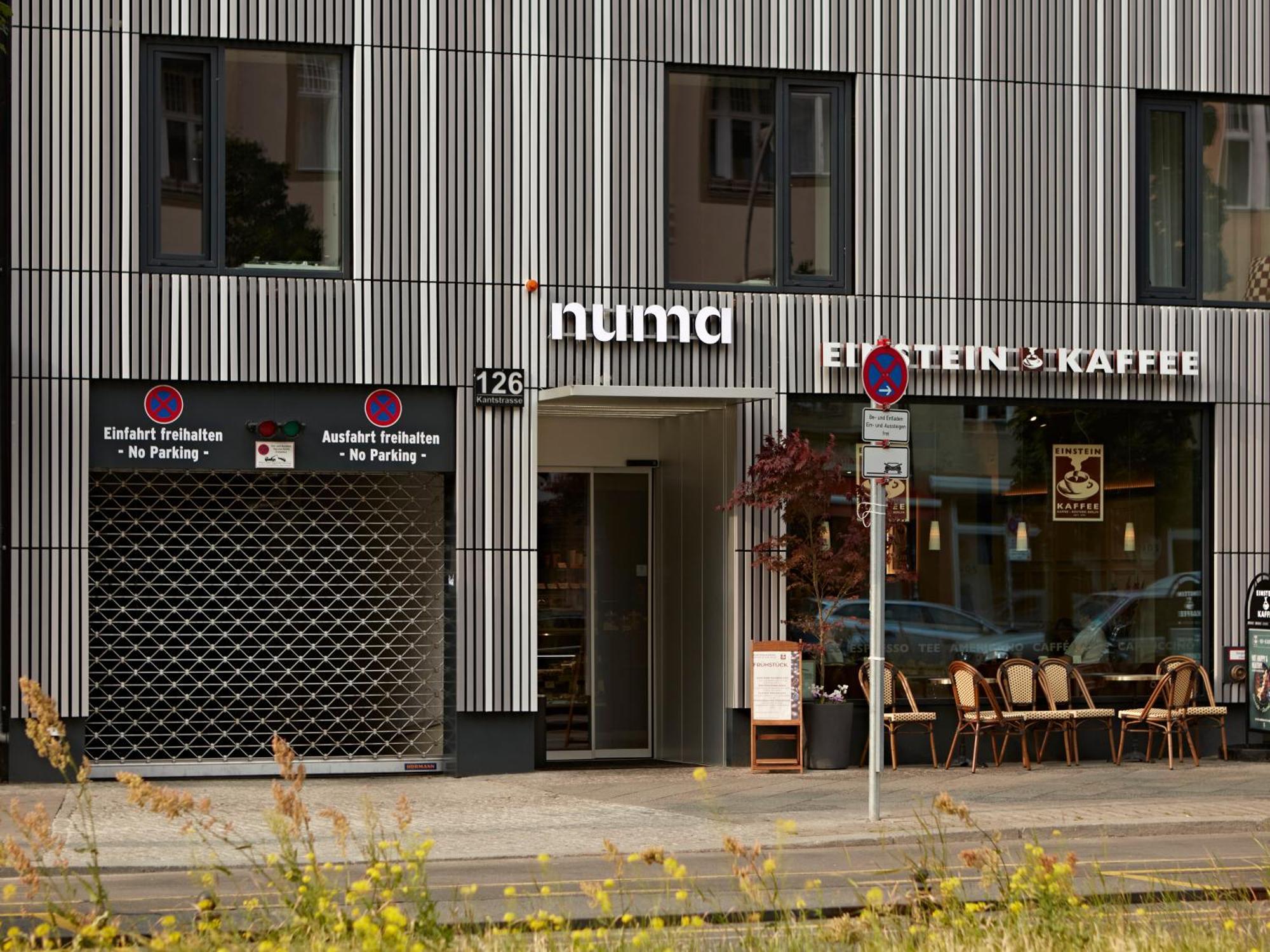 Numa Savi 4* Берлин